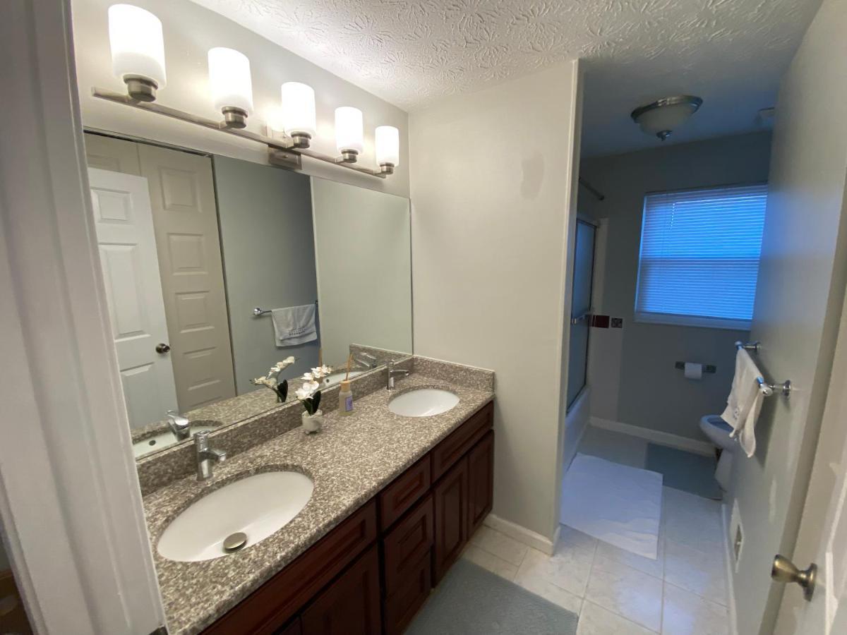 Upgraded, Beautiful 4 Bd Colonial In Silver Spring Exterior foto
