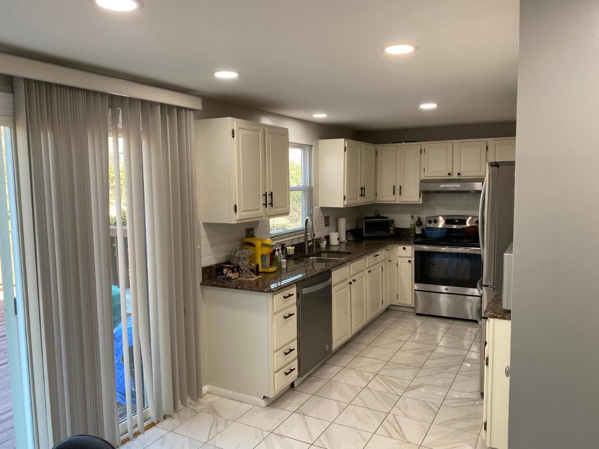 Upgraded, Beautiful 4 Bd Colonial In Silver Spring Exterior foto